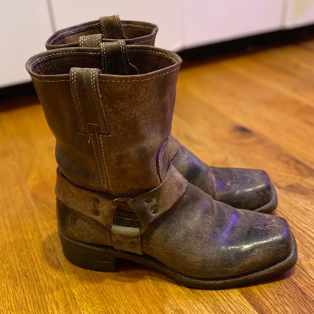 Frye Harness boot, distressed brown leather finish